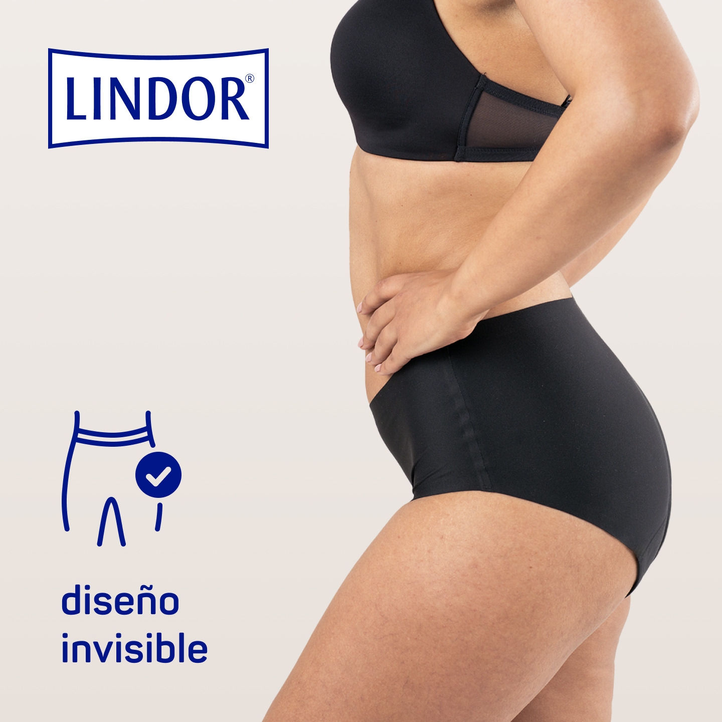 Vue de côté de la culotte absorbante